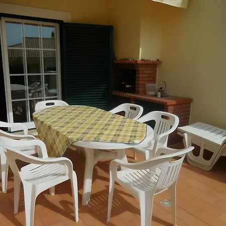 فيلة Vila Rosal By Portugalferias *